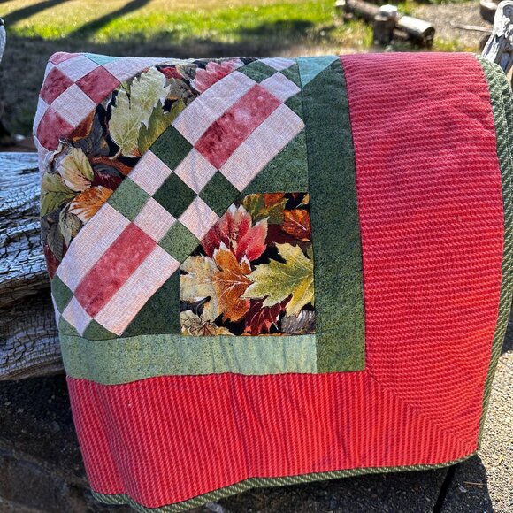 Handmade Quilt - Picture 1 of 1